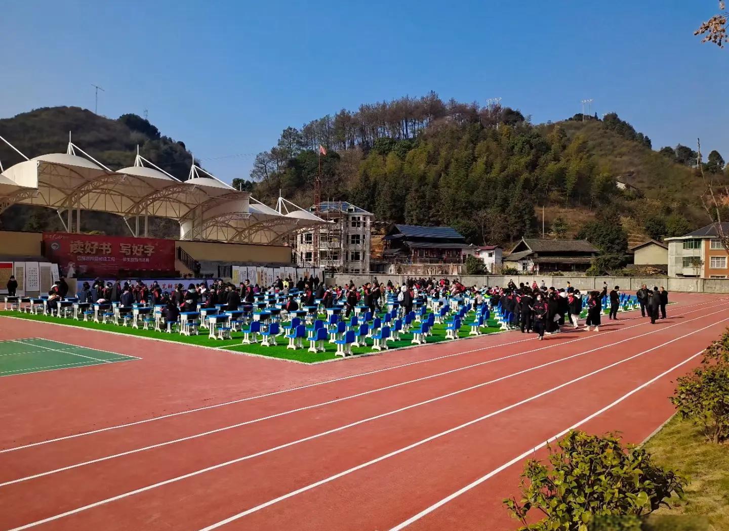 南宁市硅PU塑胶跑道 - 方案